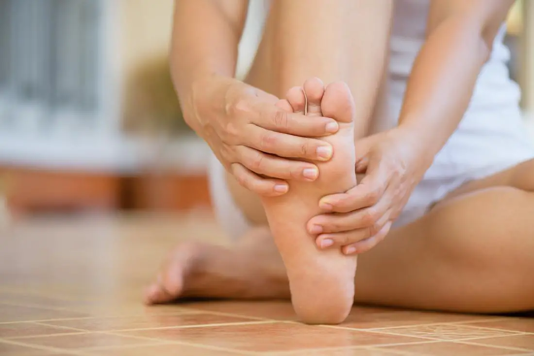 Pain in Arch of Foot | 4 Likely Causes You Should Know