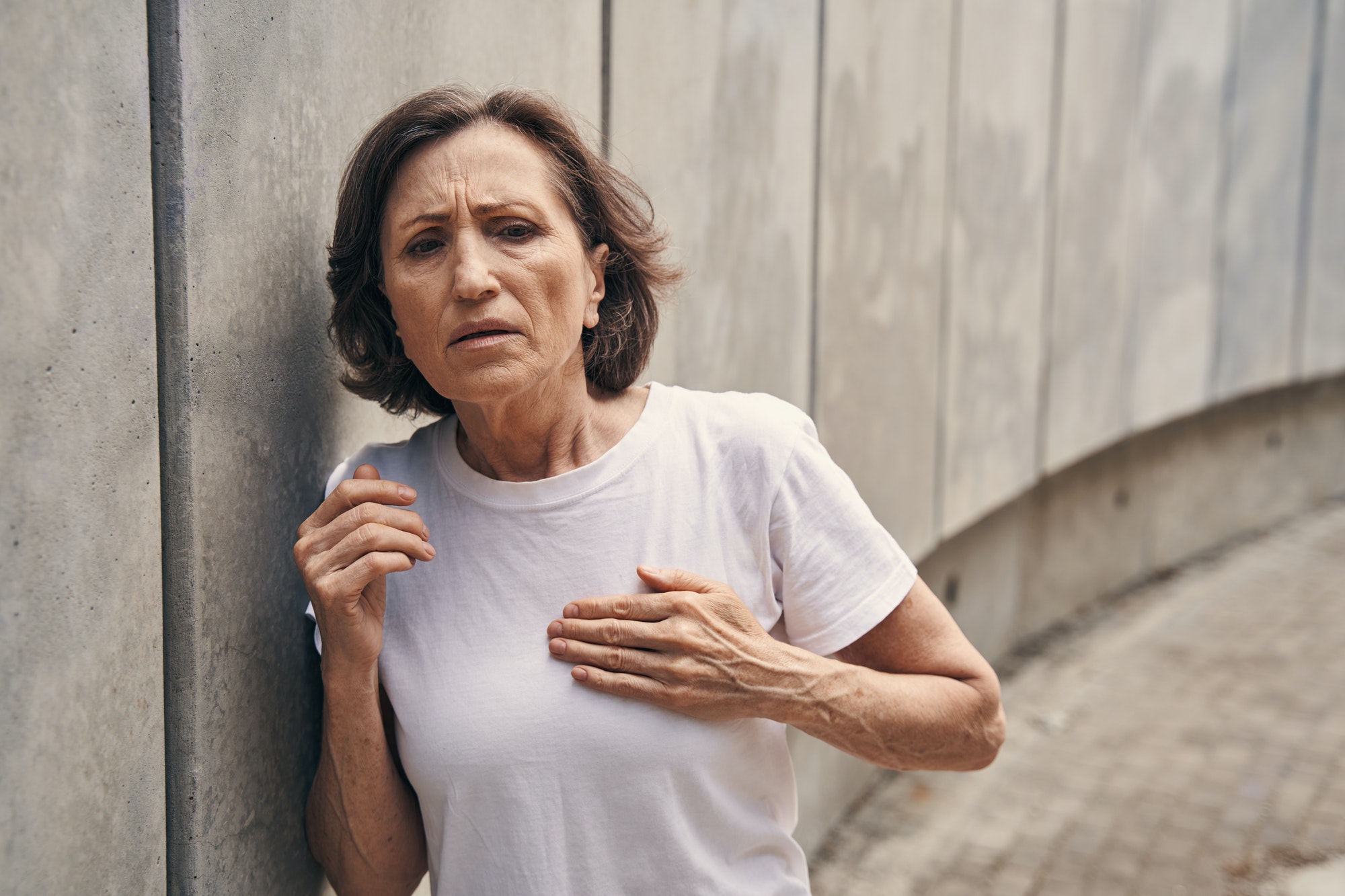 Possible Causes Of Left Side Chest Pain In Women