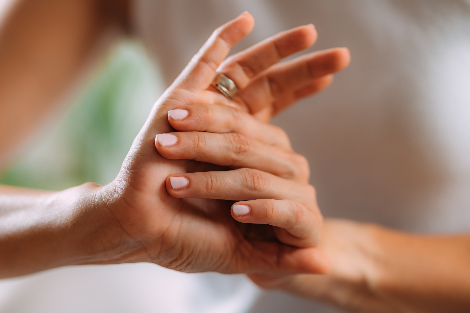 Wrist Pain When Bending Back