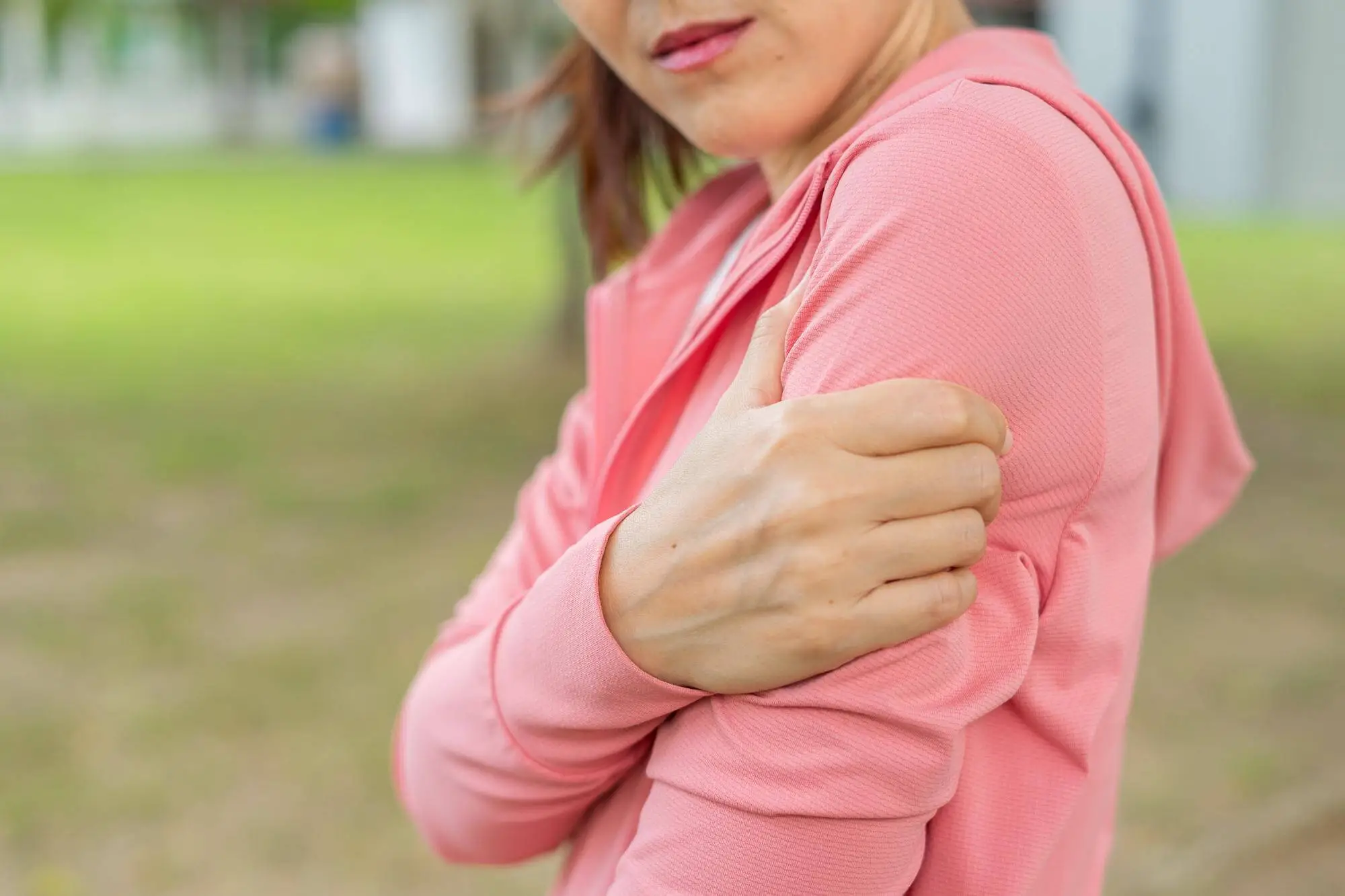 pain in left arm home remedies