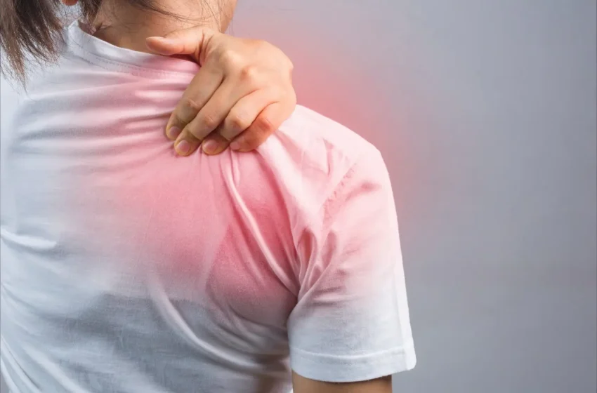  Right Shoulder Pain: Top 8 Causes & Remedies