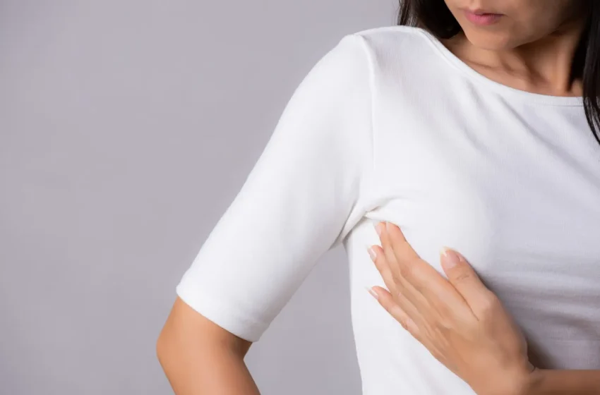 pain under left breas